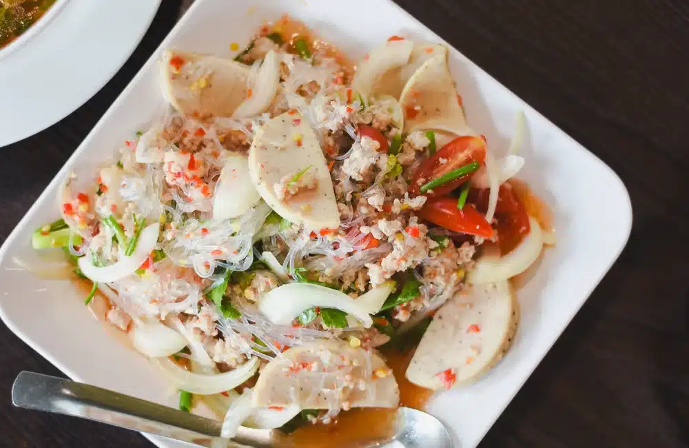 ของกินเล่นขายดีลงทุนน้อย : ยำมาม่าและยำวุ้นเส้น